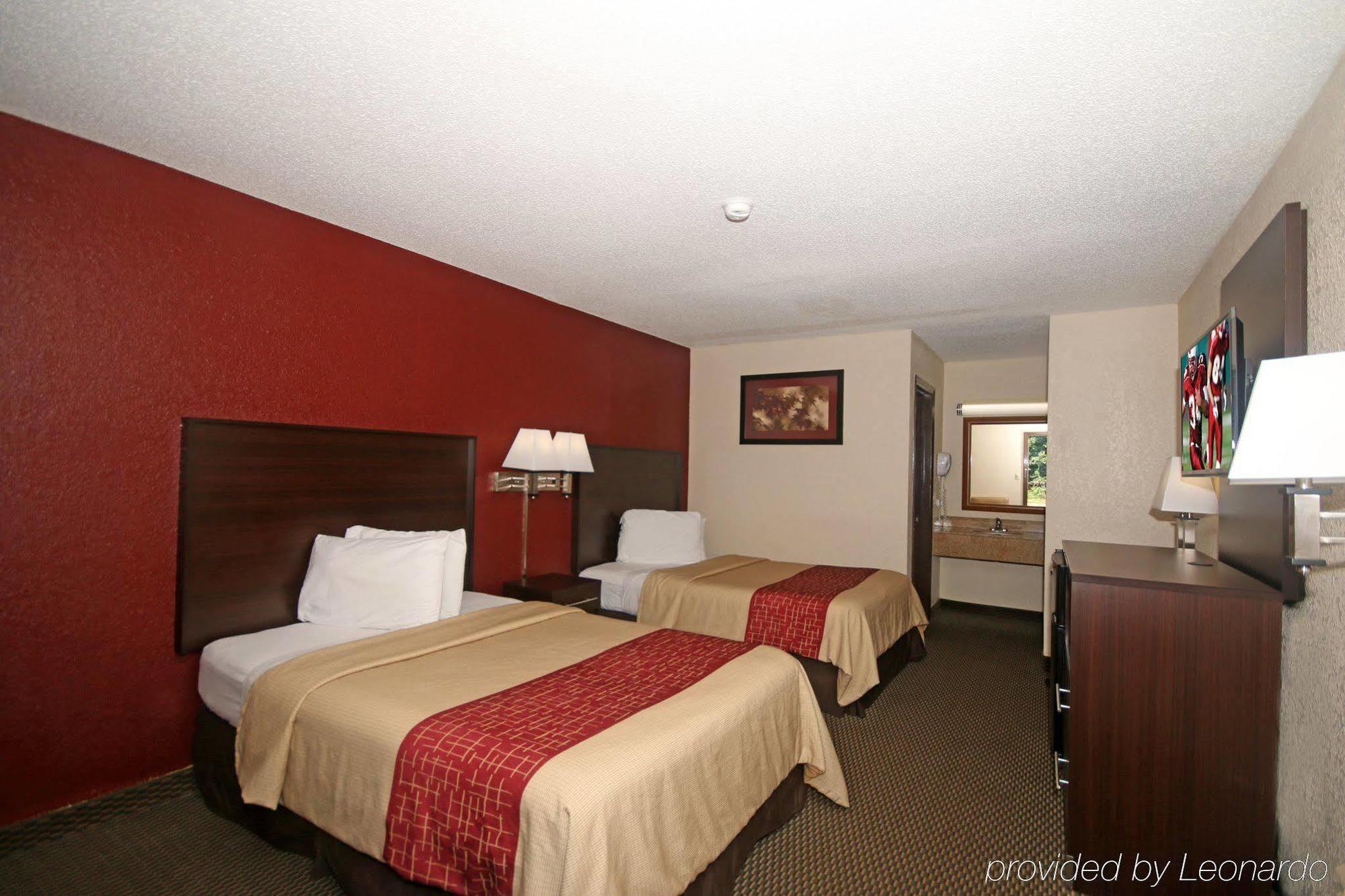 Rodeway Inn Expo Center Spartanburg Exterior photo